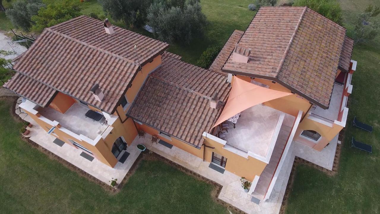 Casa Daniele Pensionat Canino Exteriör bild