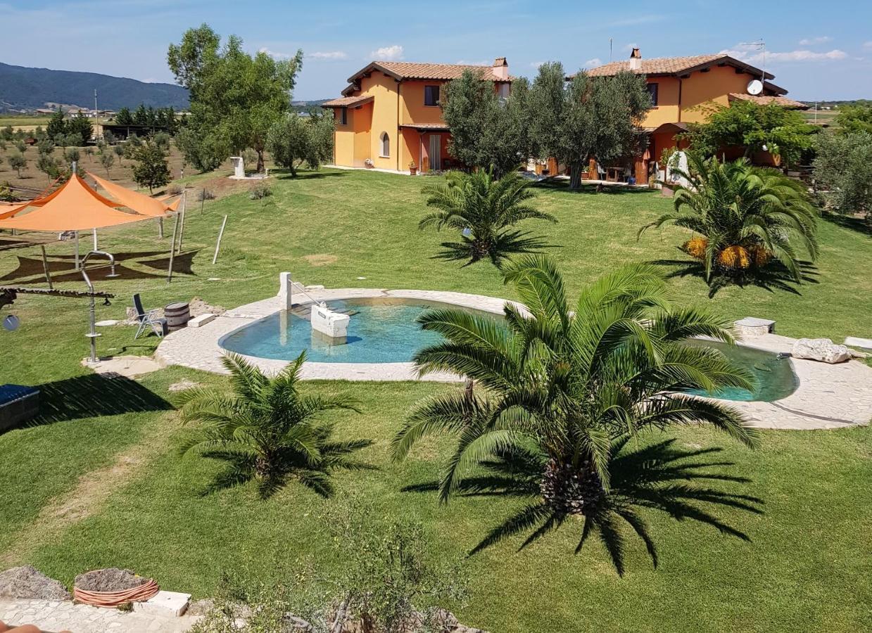 Casa Daniele Pensionat Canino Exteriör bild