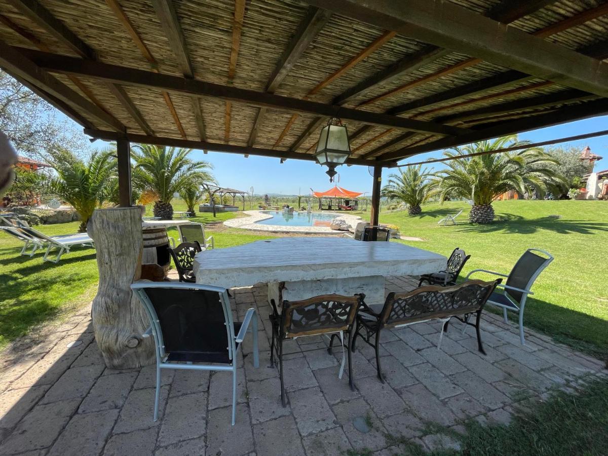 Casa Daniele Pensionat Canino Exteriör bild